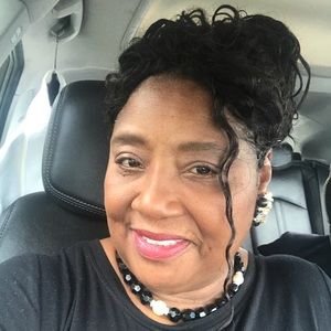 Meet your Posher, Joyce